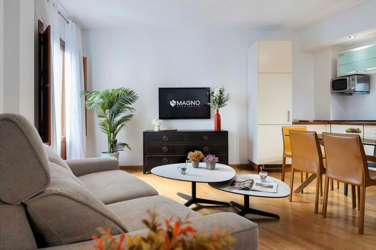 San Diego Suite Apartment 塞维利亚 外观 照片
